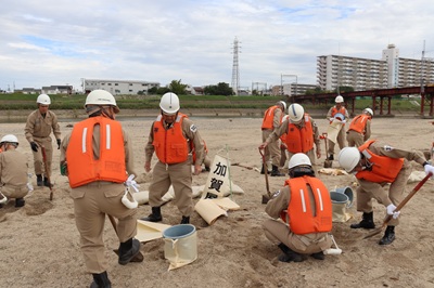 hp土のう造り訓練 6